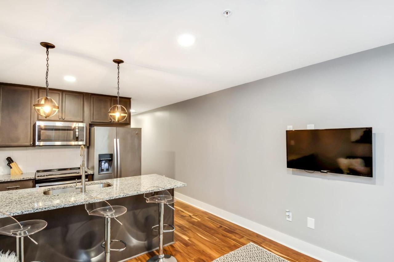 Modern 1 Bedroom Apartment! Quick Uber To Downtown! Nashville Buitenkant foto