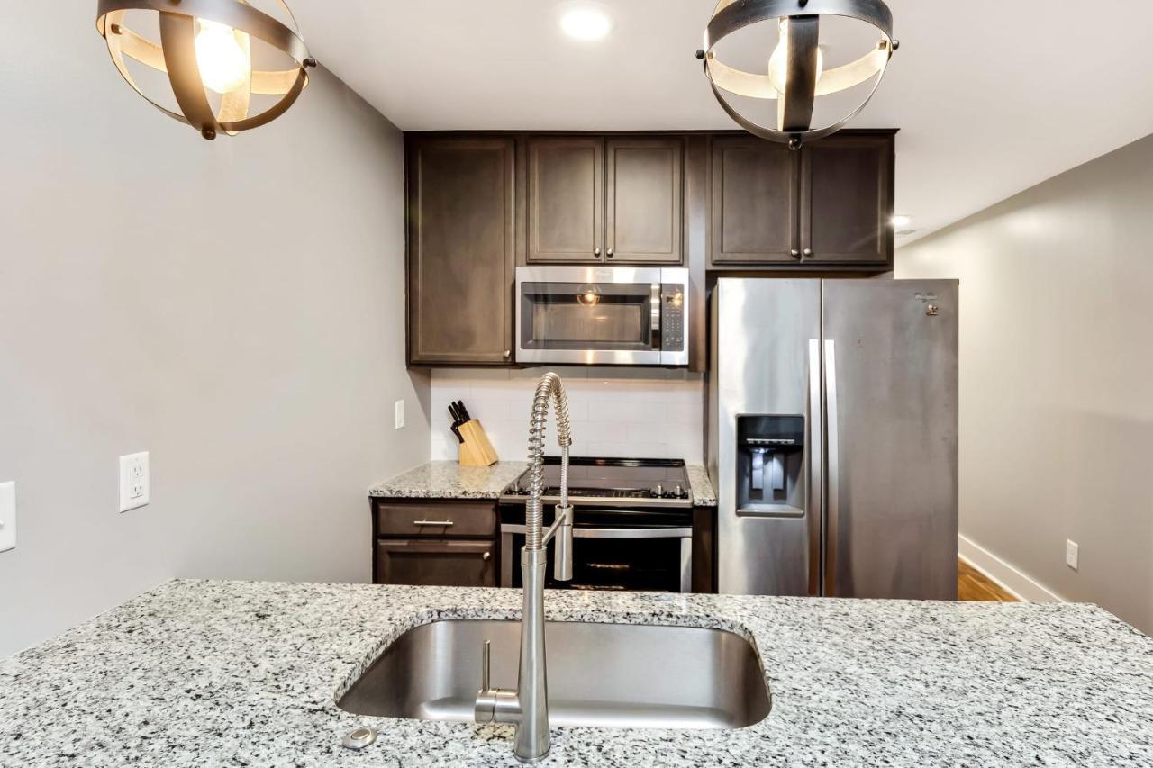 Modern 1 Bedroom Apartment! Quick Uber To Downtown! Nashville Buitenkant foto